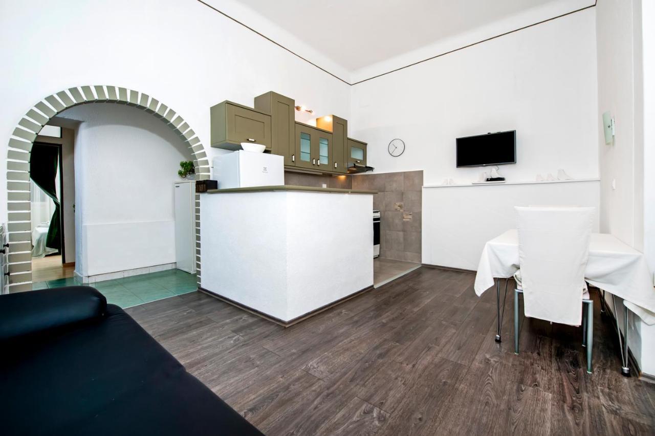 Apartman Castrum Rubini Rovinj Exterior foto